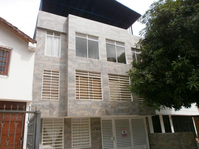Alquiler de Apartaestudios en Cali, Norte, El Bosque en arriendo en El Bosque