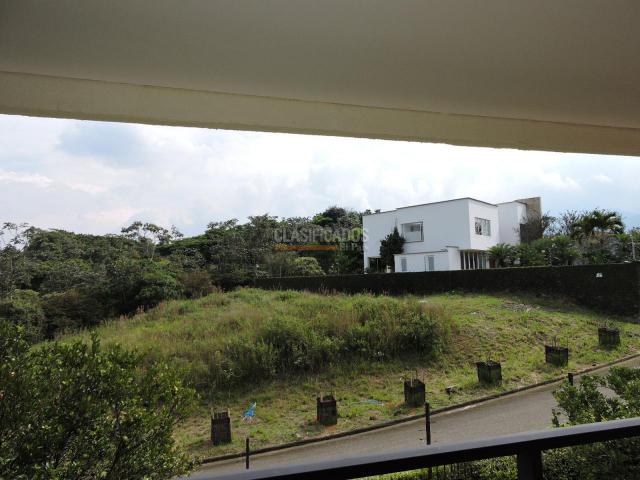 Casas, Venta en Ciudad Jardín