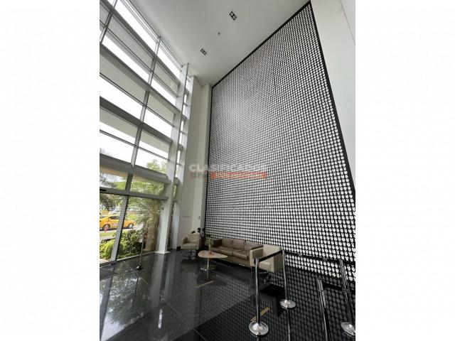 Oficinas y Consultorios, Alquiler en Centro Ccial. Jardín Plaza