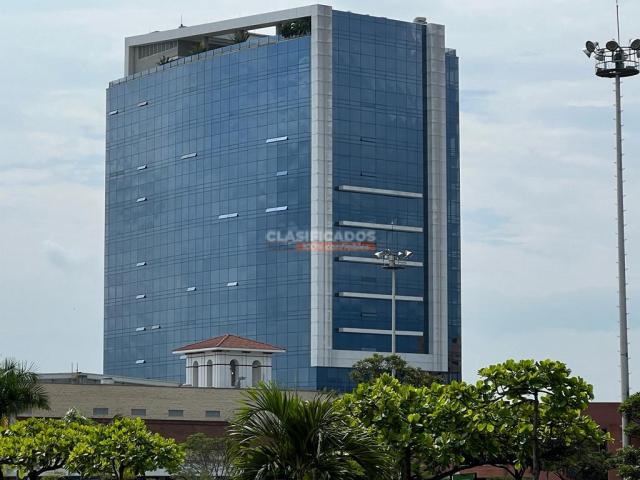 Oficinas y Consultorios, Alquiler en Centro Ccial. Jardín Plaza