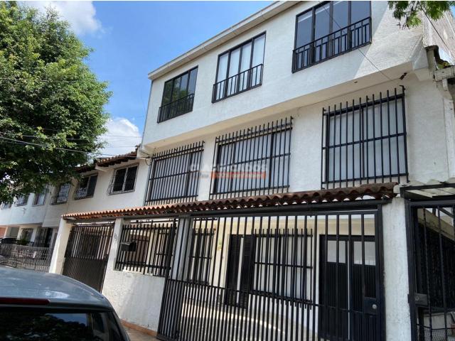 Oficinas y Consultorios, Alquiler en Capri