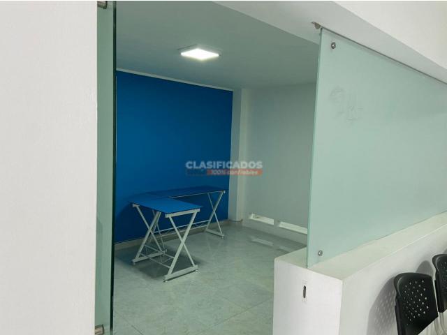 Oficinas y Consultorios, Alquiler en Capri