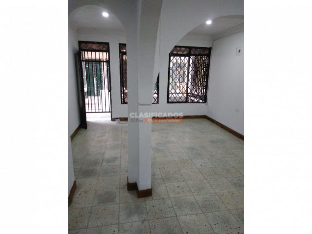 Casas, Alquiler en Ciudad Córdoba