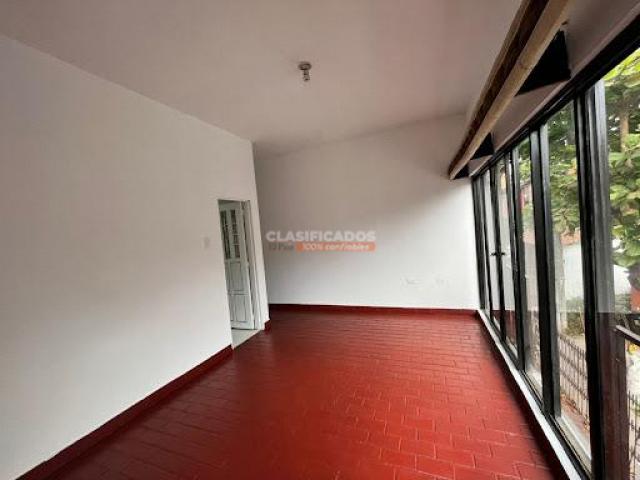 Apartamentos, Alquiler en Paseo de los Almendros