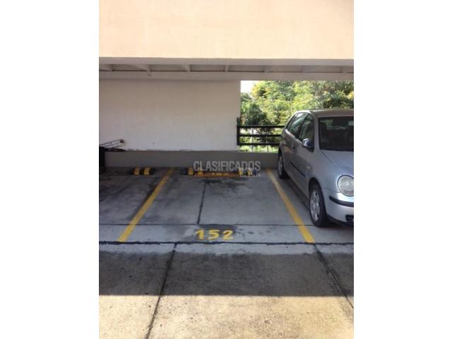 Apartamentos, Alquiler en Camelias