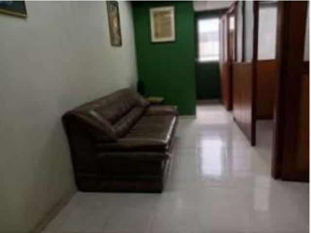 Oficinas y Consultorios, Venta en Ed. Banco de Bogotá