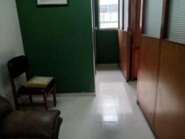 Oficinas y Consultorios, Venta en Ed. Banco de Bogotá