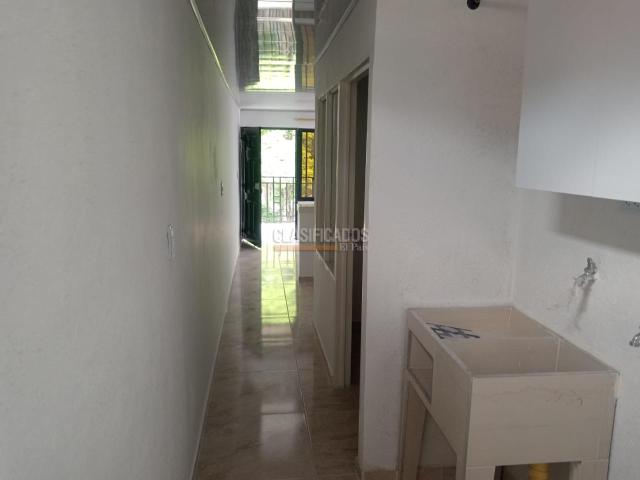 Apartaestudios, Alquiler en Palmeras del Norte