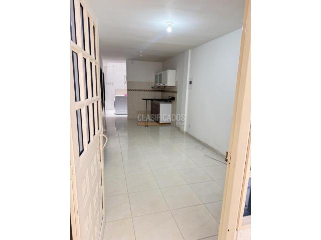 Apartamentos, Alquiler en El Trébol