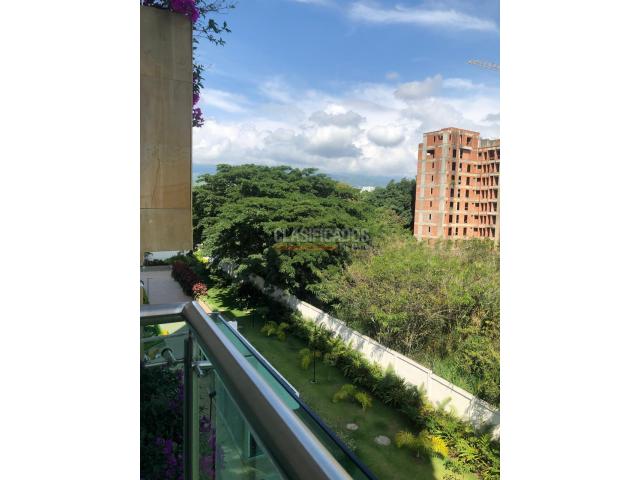 Apartamentos, Venta en Pance