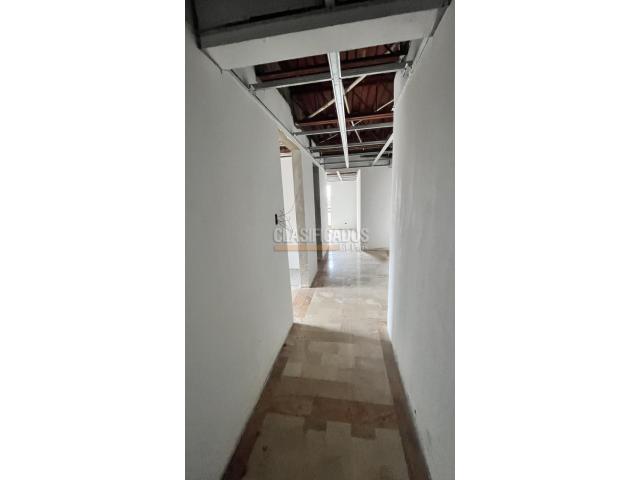 Apartamentos, Venta en Santa Rosa del Oeste