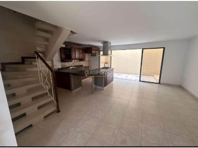 Casas, Alquiler en Caney Especial