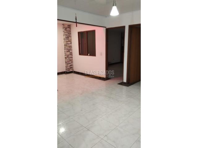 Casas, Alquiler en El Refugio