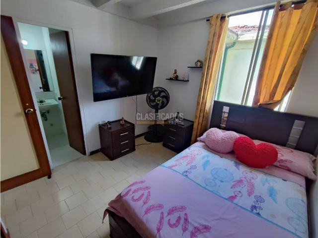 Apartamentos, Venta en Alférez Real