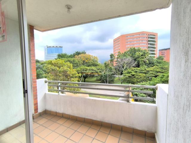 Apartamentos, Venta en Valle del Lili