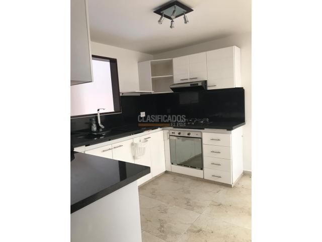 Casas, Venta en Ciudad Jardín