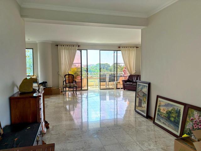 Apartamentos, Venta en Ciudad Jardín