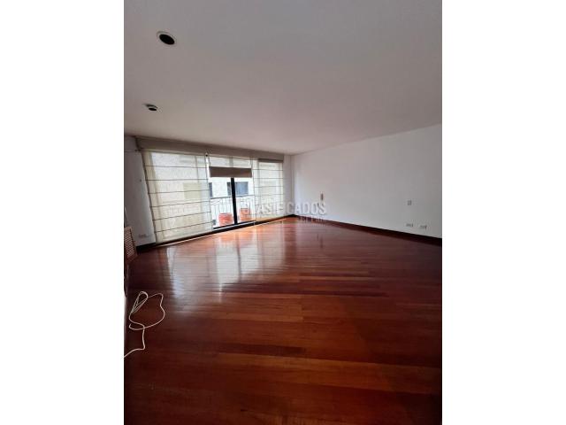 Apartamentos, Venta en Santa Rita