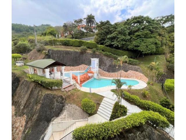 Apartamentos, Venta en Guadalupe