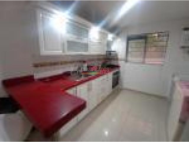 Apartaestudios, Venta en Normandía