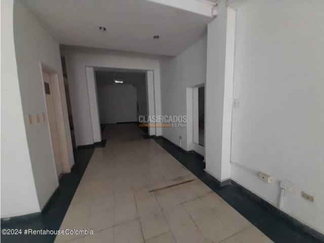 Locales y Bodegas, Venta en El Peñón