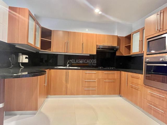 Apartamentos, Venta en Ciudad Jardín