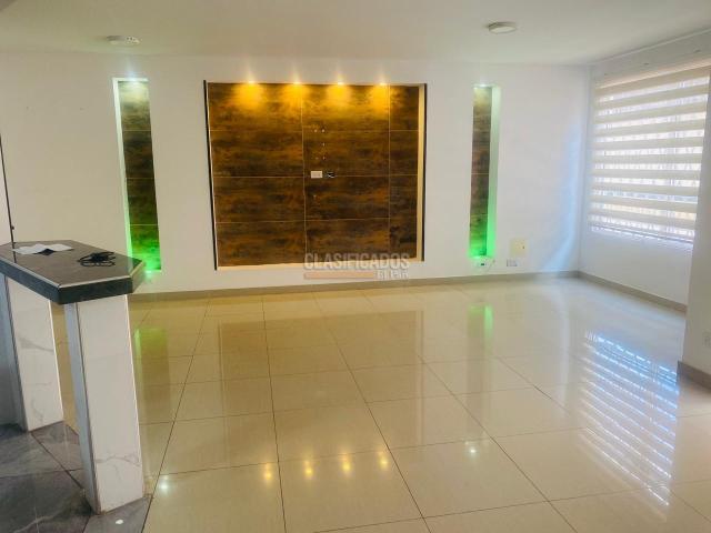 Apartamentos, Venta en Bella Suiza