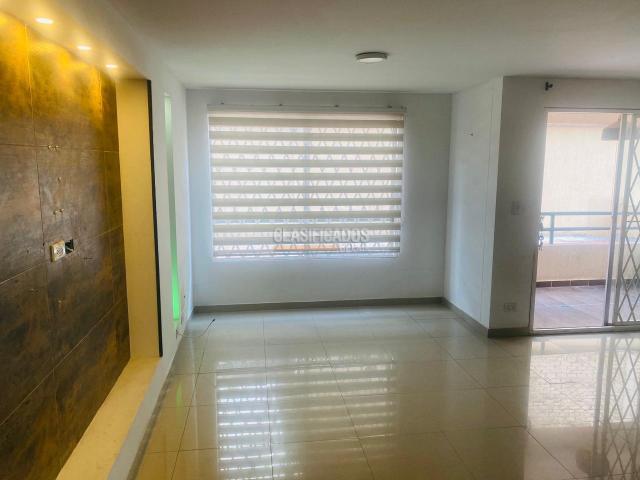 Apartamentos, Venta en Bella Suiza