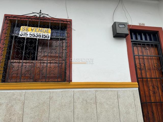 Casas, Venta en San Cayetano