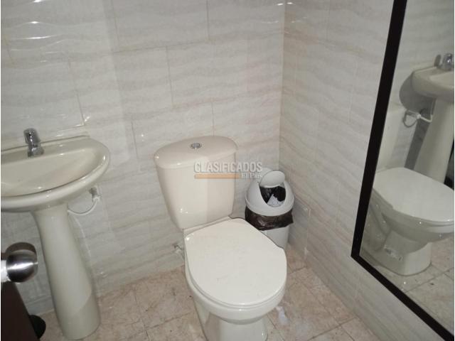 Edificios, Venta en Alameda