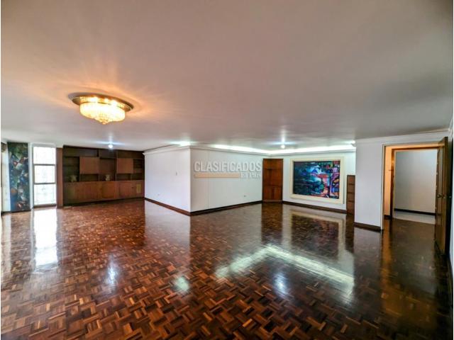 Apartamentos, Venta en Granada