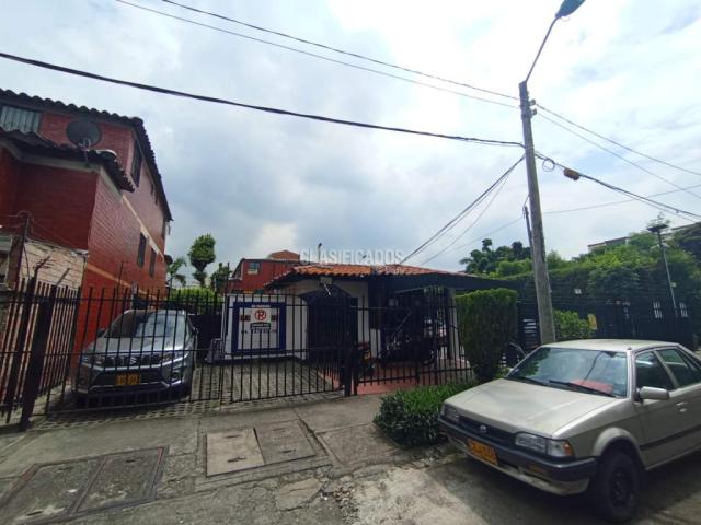 Casas, Venta en Villa del Sol