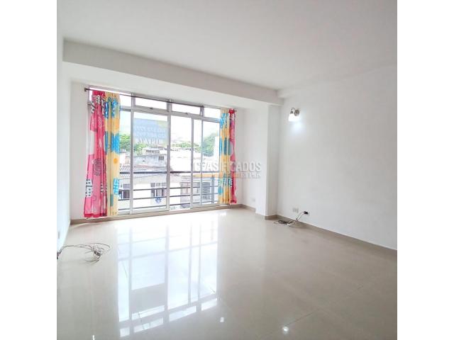 Apartaestudios, Alquiler en El Bosque