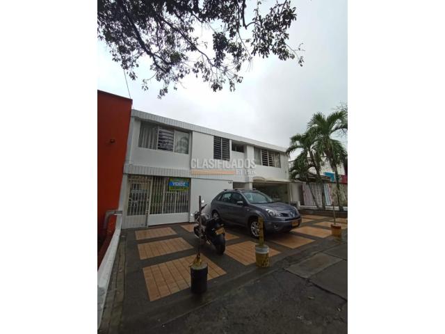 Casas, Venta en La Flora