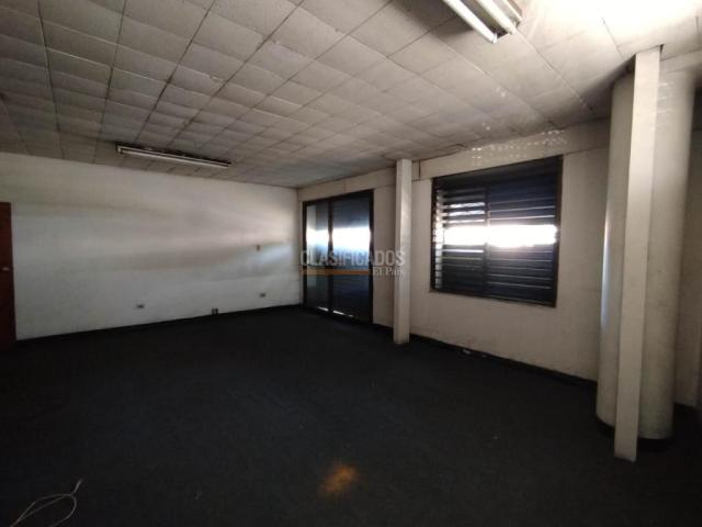 Locales y Bodegas, Alquiler en La Campiña