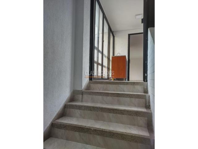 Casas, Venta en Granada