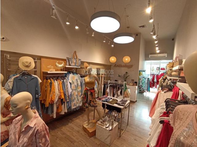 Locales y Bodegas, Venta en Centenario