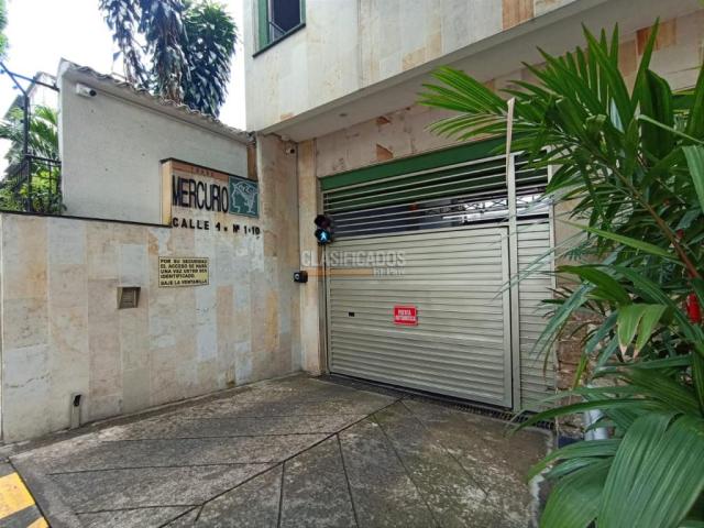 Oficinas y Consultorios, Venta en Centenario