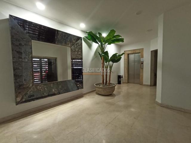 Oficinas y Consultorios, Venta en Centenario