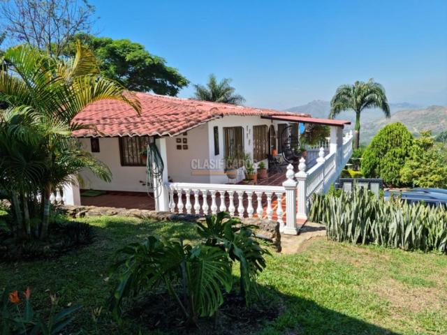 Casas, Venta en Aguacatal