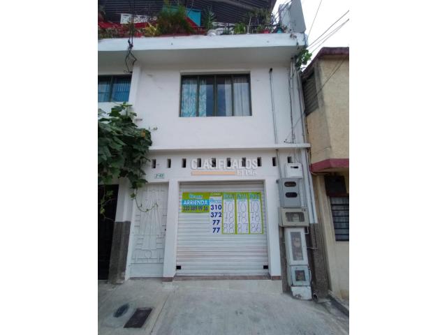 Apartaestudios, Alquiler en San Cayetano