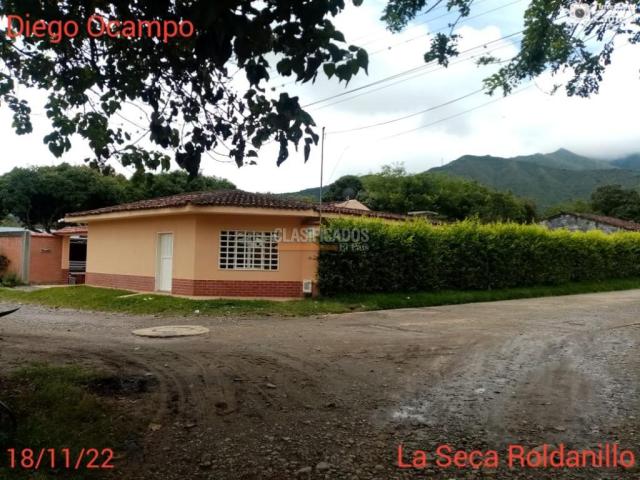 Fincas y Casas Campestres, Venta en Roldanillo