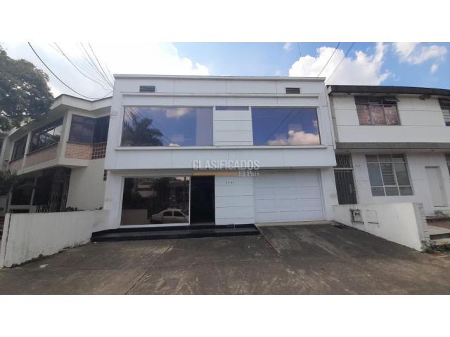 Oficinas y Consultorios, Venta en El Piloto