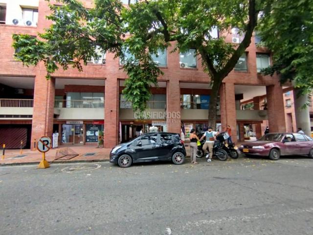 Oficinas y Consultorios, Alquiler en Centenario