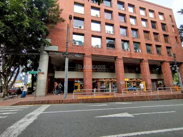 Oficinas y Consultorios, Alquiler en Centenario