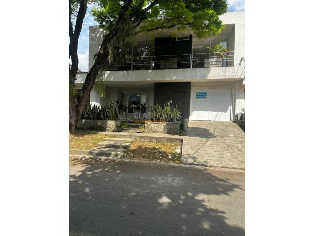 Oficinas y Consultorios, Alquiler en El Limonar