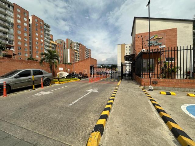 Apartamentos, Venta en Valle del Lili