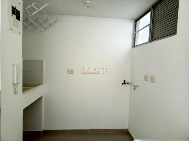 Apartamentos, Venta en Valle del Lili