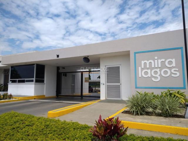 Apartamentos, Venta en Jamundí