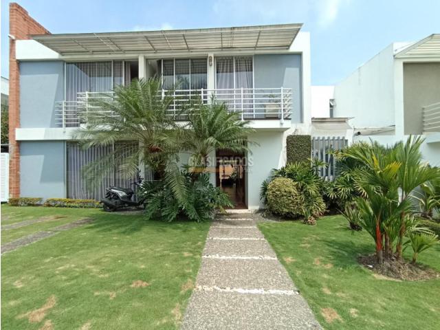 Casas, Venta en Ciudad Jardín